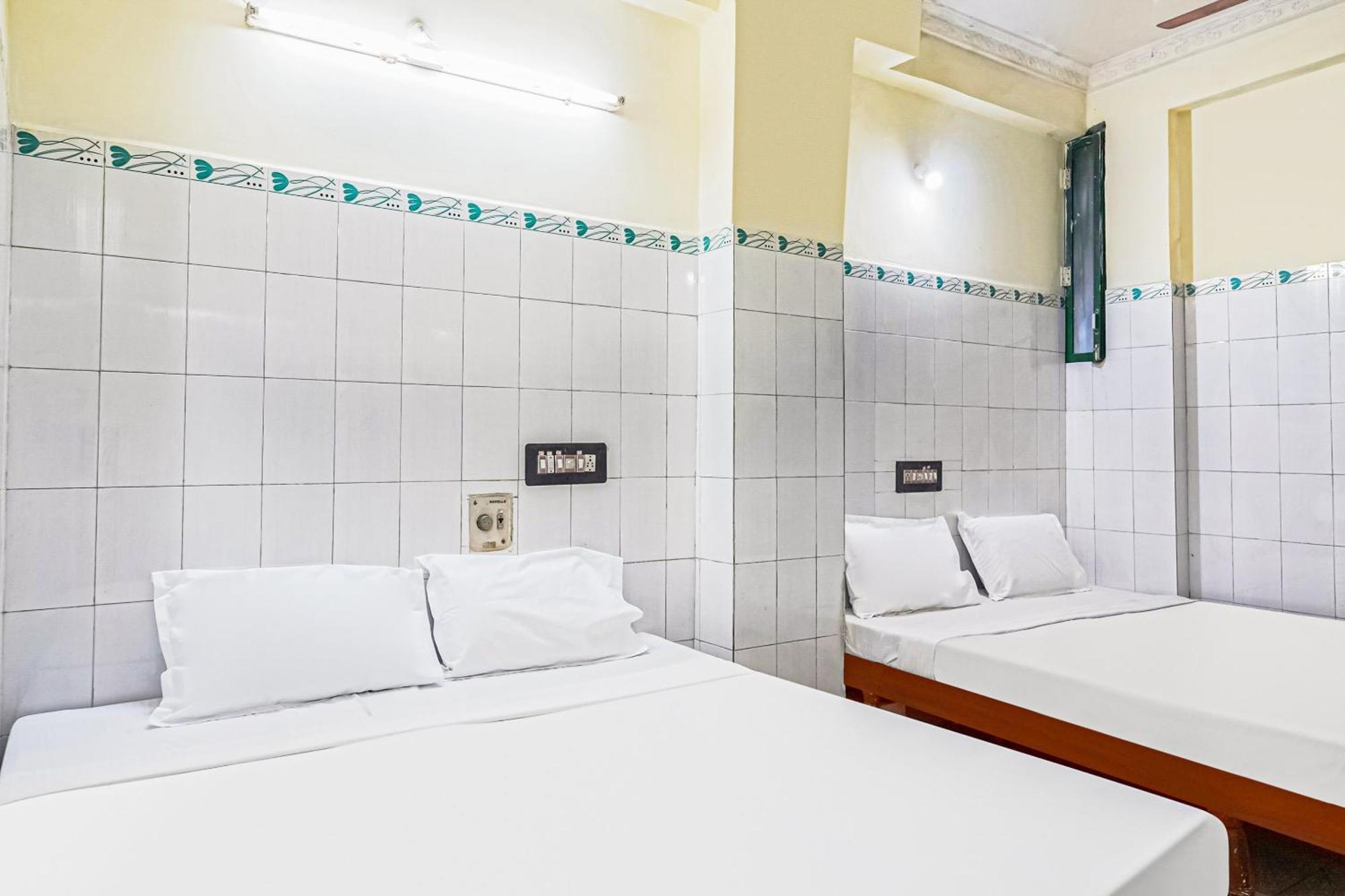 Hotel Spot On Venkata Sai Residency Tirupati Zewnętrze zdjęcie